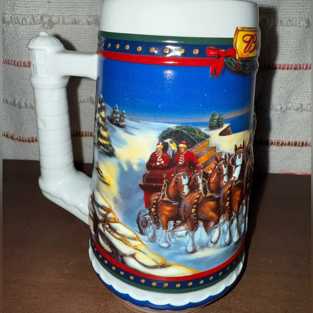 Vintage‎ Budweiser Holiday Stein 2002 - Vibrant Blue and Red